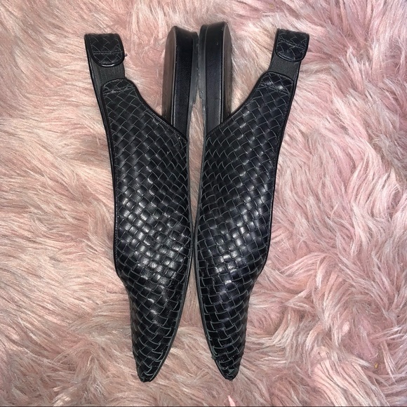 EVERLANE | The V Slingback Woven Black Flats - Picture 5 of 13